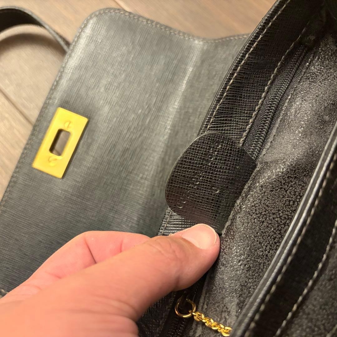 GUCCI Turn Lock Crossbody Shoulder Bag Leather Black Vintage Logo From Japan thumbnail 24