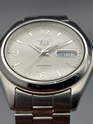 SEIKO 5 セイコー5 自動巻き 腕時計 7S26-0060 SEIKO 5 7S26-0060 Automatic White Dial Men's Watch Working from