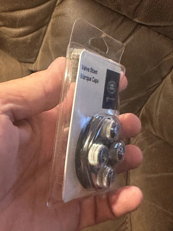 Tapas de vástago de válvula Land Rover OEM - aleación satinada con logotipo de Land Rover Foto 4 de 4