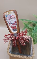 🎅 Primitive Santa Christmas Spatula Décor  Rustic Farmhouse Wood Crock Utensil