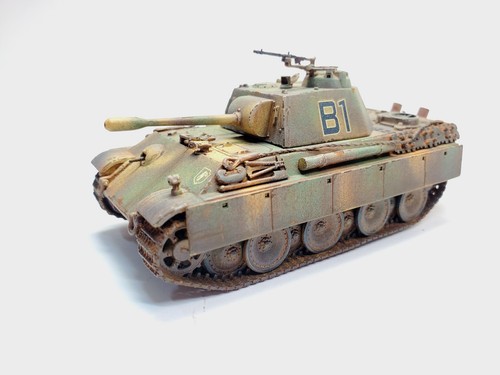 Pro-built Dragon 1:72nd PzBeob Wg V Ausf G Panther HJ Division Hungary 1945 - Picture 12 of 17