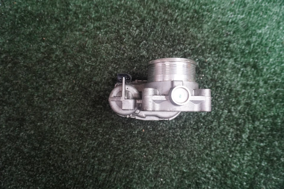 2018 2019 2020 Ford Ecosport 2L CORPO DO ACELERADOR DO MOTOR FABRICANTE DE EQUIPAMENTO ORIGINAL 48K milhas DS7E9F991BB - Imagem 3 de 4