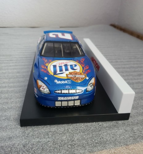 VTG Action Rusty Wallace #2 Miller Lite/Harley Davidson 2000 Taurus 1:24 Scale - Picture 3 of 8