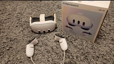 Meta Quest 3 128GB Standalone VR-Headset weiß/schwarz mit 2 Controllern USB-C