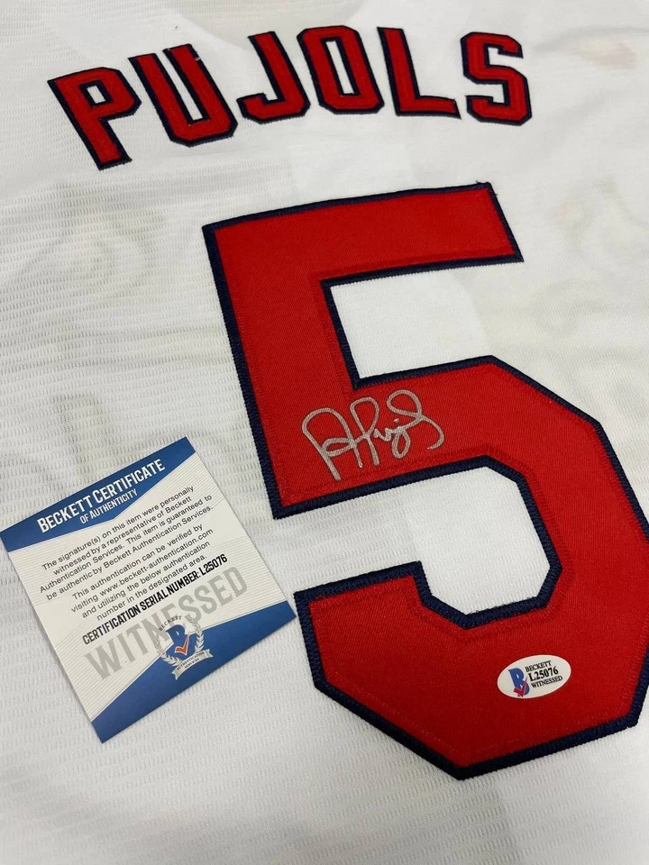 Camiseta blanca del jugador de la MLB Albert Pujols Arizona Cardinals firmada a mano certificado de autenticidad Beckett Foto 3 de 4