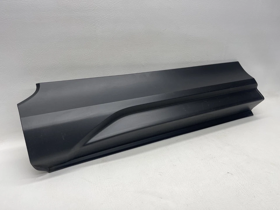 2022-2024 ECLIPSE CROSS PUERTA TRASERA DERECHA MOLDURA INFERIOR OEM Foto 3 de 4