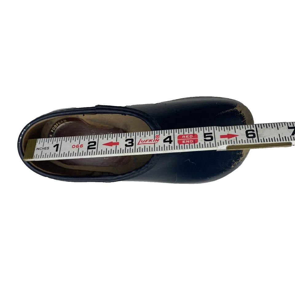 Vintage Child's Clogs Wooden Sole Leather upper 6" length - Image 2 of 4