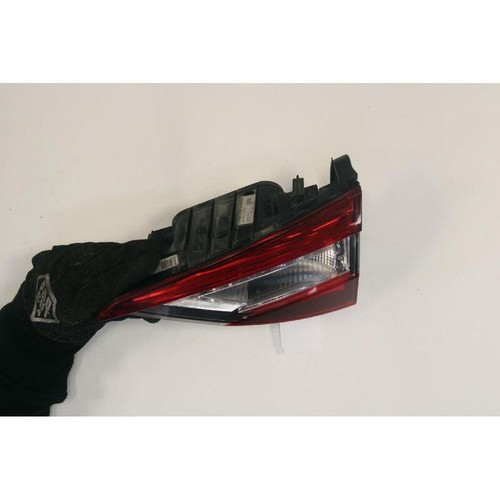 PILOTO TRASERO DERECHO INTERIOR PARA SKODA SUPERB (19) 3V 2.0 16V TDI (110KW) 2x2 SW 2019 - Imagen 3 de 10