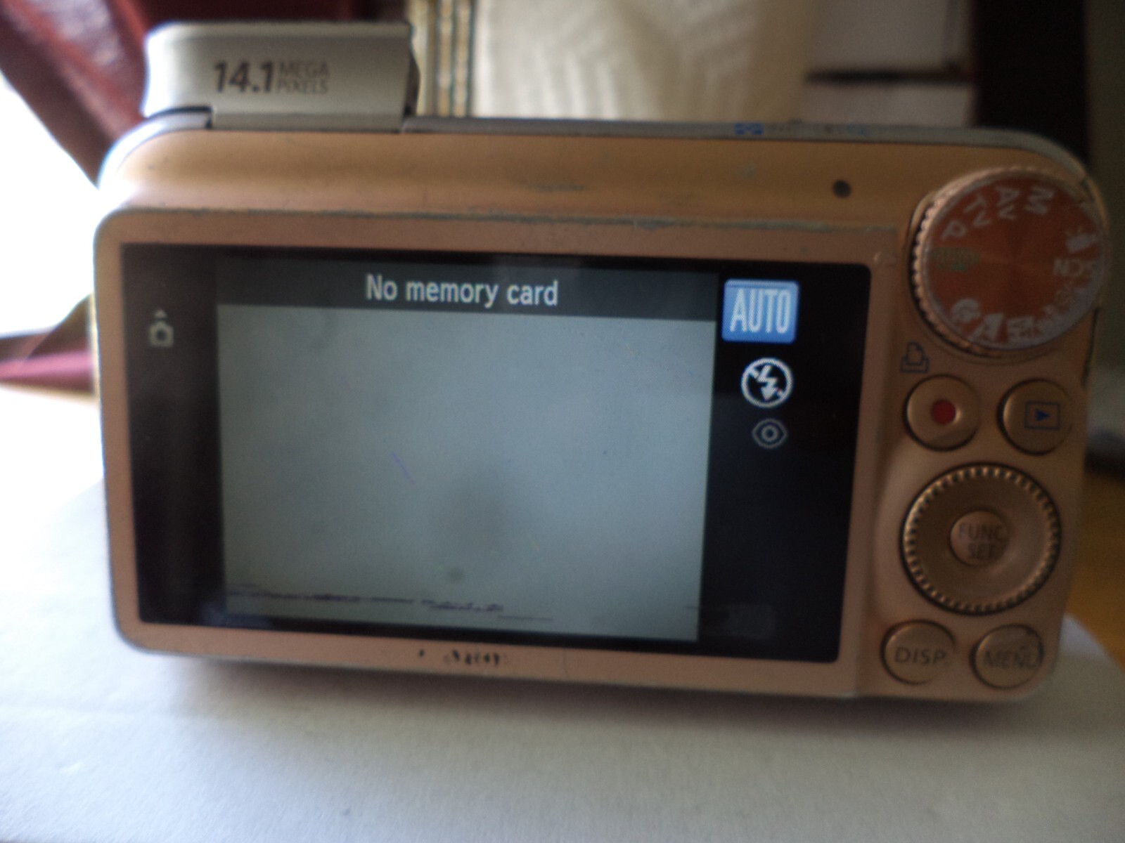 Canon PowerShot sx210 is & Battery WORKS/ISSUES/LOOK/READ NO