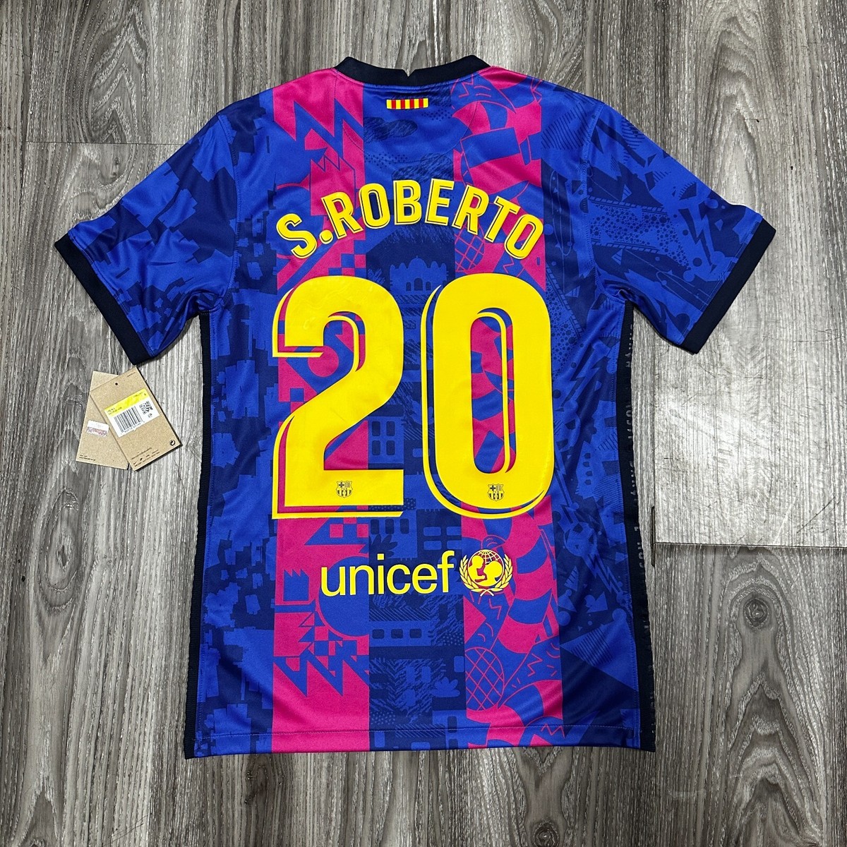 記念グッズ #3 FC Barcelona-Real Madrid Junior third jersey 24/25 FC Barcelona – Barça Official