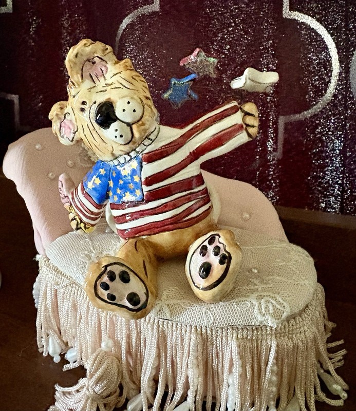 Blue Sky Heather Goldmine 2003 Vintage Patriotic Bear Figurine 4” USA Stars Cute