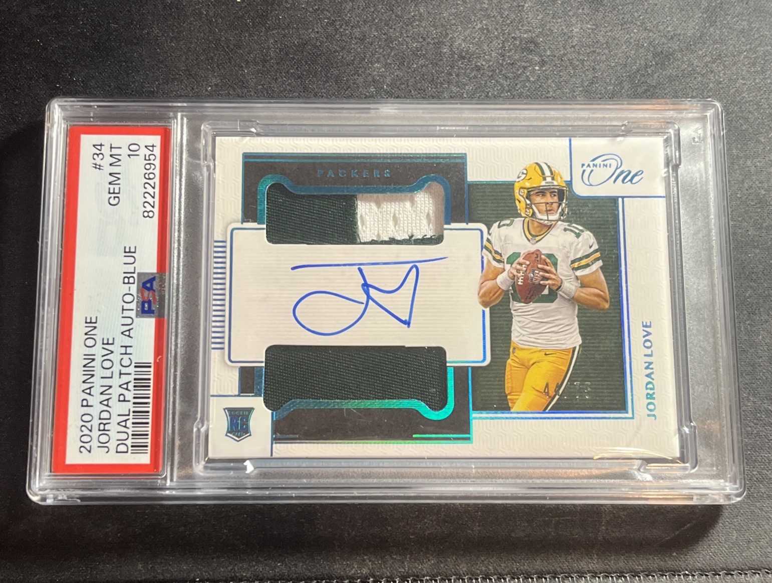 2020 Panini One Rookie Dual Patch Auto Blue #34 Jordan Love /75 PSA 10 RC