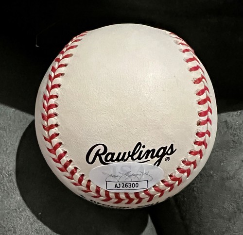 Johnny Sain signed Jackie Robinson Baseball NY Yankees 1st ML Pitch JSA cert - Picture 3 of 6