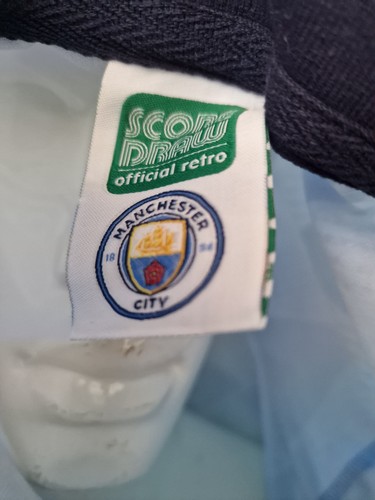Camiseta de fútbol vintage Manchester City Brother retro con dibujo de puntuación GRANDE. - Imagen 6 de 7