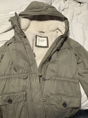 Abercrombie & Fitch Women s Jacket In Size L, Sherpa Jacket