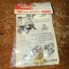 HO Brass Cal-Scale Train Control Box with Brackets - Detail Part