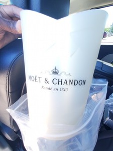 Moet & Chandon Fonde en 1743 Ice Bucket Display Champagne Meaux Argit France