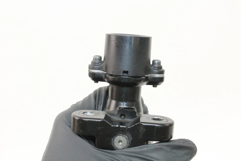 12-16 Suzuki GSXR 1000 Ignition Lock Gas Cap Seat Set with Key - Image 2 of 4