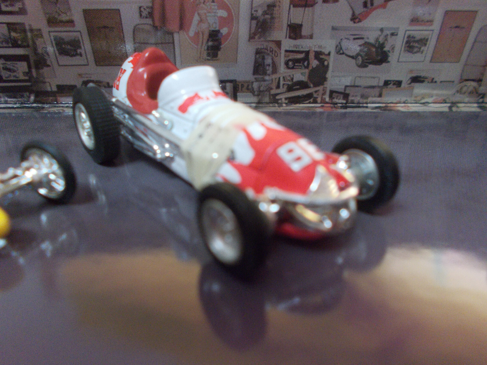 Bild 1 von 2