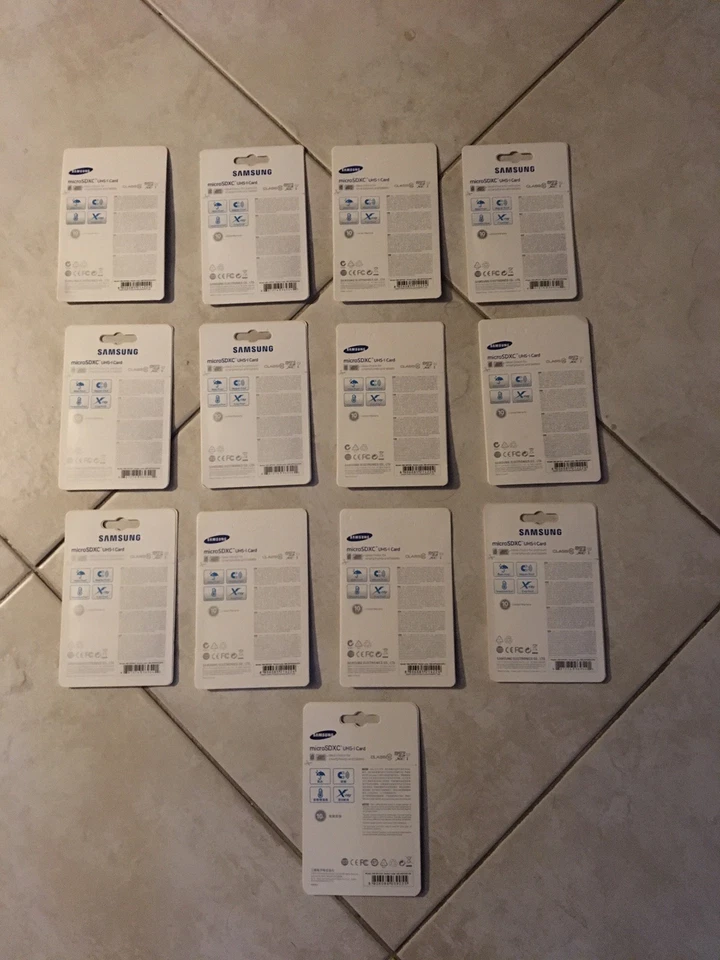 Samsung Evo 64Gb Class 10 bundle of 13 - Image 2 of 2