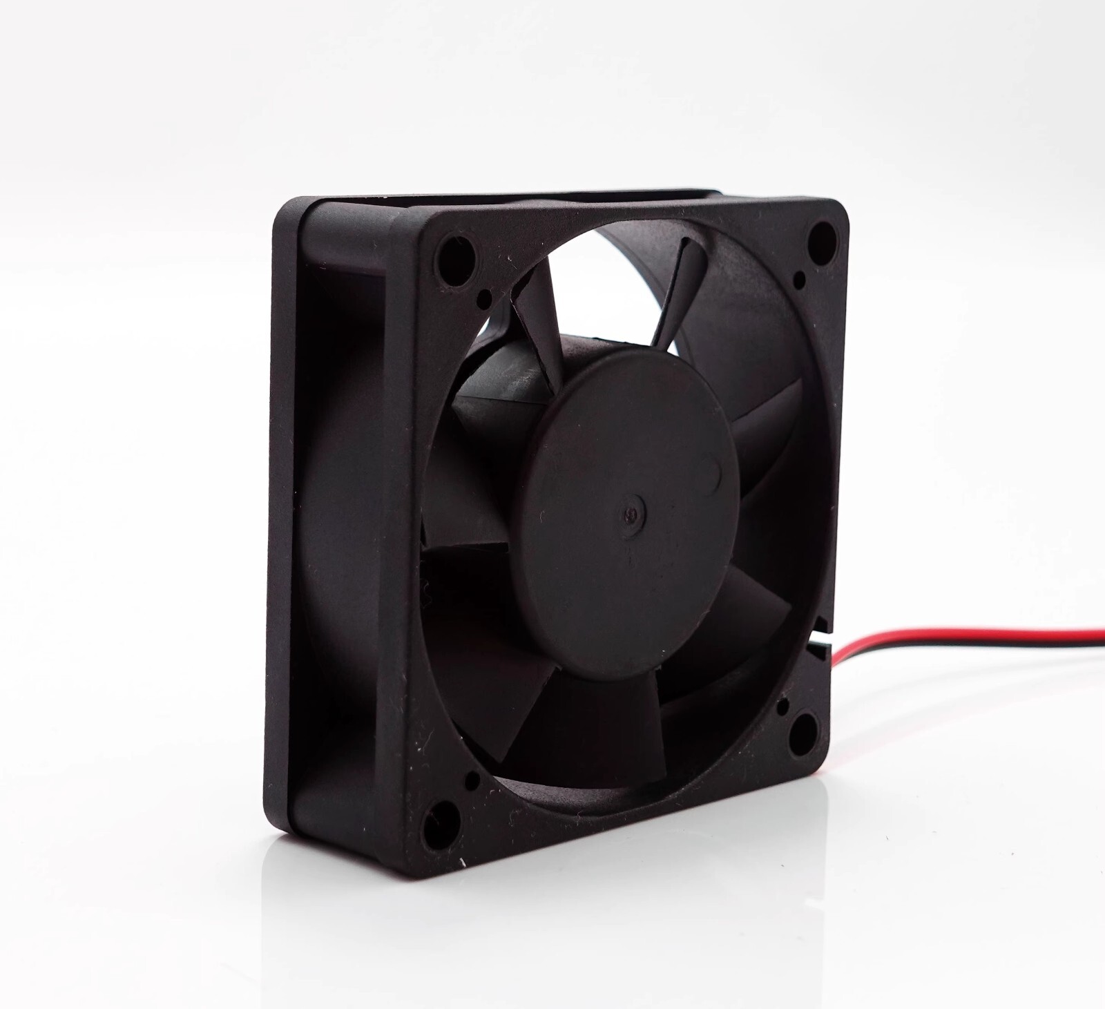 AVC DS06020B12UP002 6020 DC12V 0.35A 6CM 2-Wire CPU Ball Cooling Fan