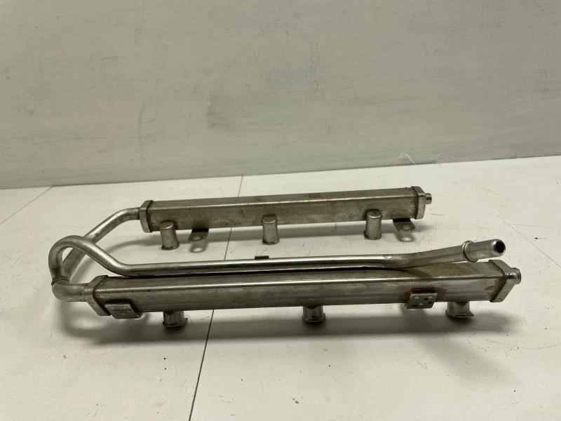 Рельса топливного инжектора Ford Transit 150 XLT 2015 подходит для ЗАВОДА EXPLORER 11-19 годов выпуска - Изображение 4 из 4