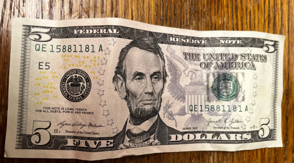 Rare Five Dollar Serial Number Bill Quad Triplet, U.S. Currency Series 2021 - Image 2 of 4