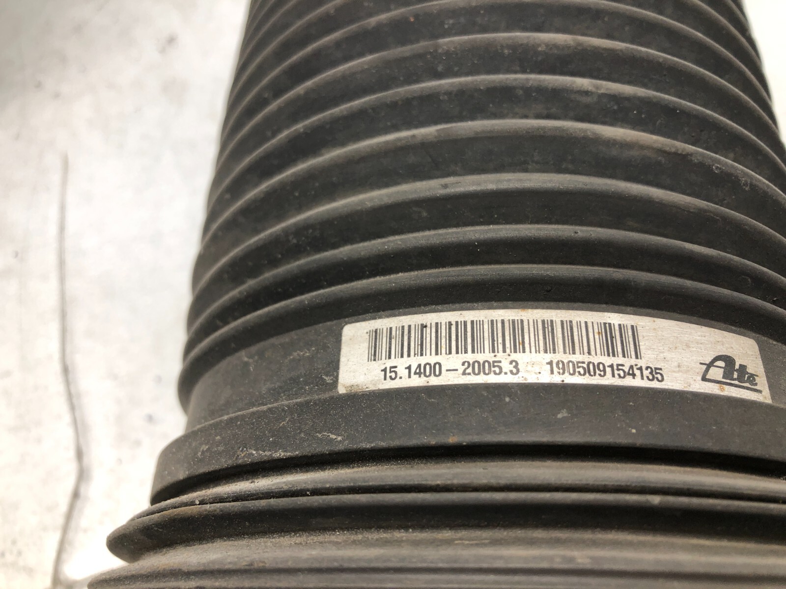 2017-2024 MASERATI LEVANTE S REAR SUSPENSION AIR SPRING LEFT & RIGHT SET X2 OEM