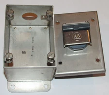 NEW ALLEN-BRADLEY 800H-1HX4 STAINLESS STEEL STATION W/800H-WK4 FLIP LEVER SWITCH