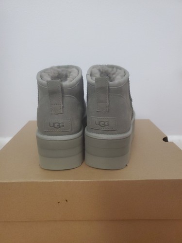 UGG Classic Ultra Mini Plateaustiefel moosgrün Damengröße US 9 - Bild 4 von 8