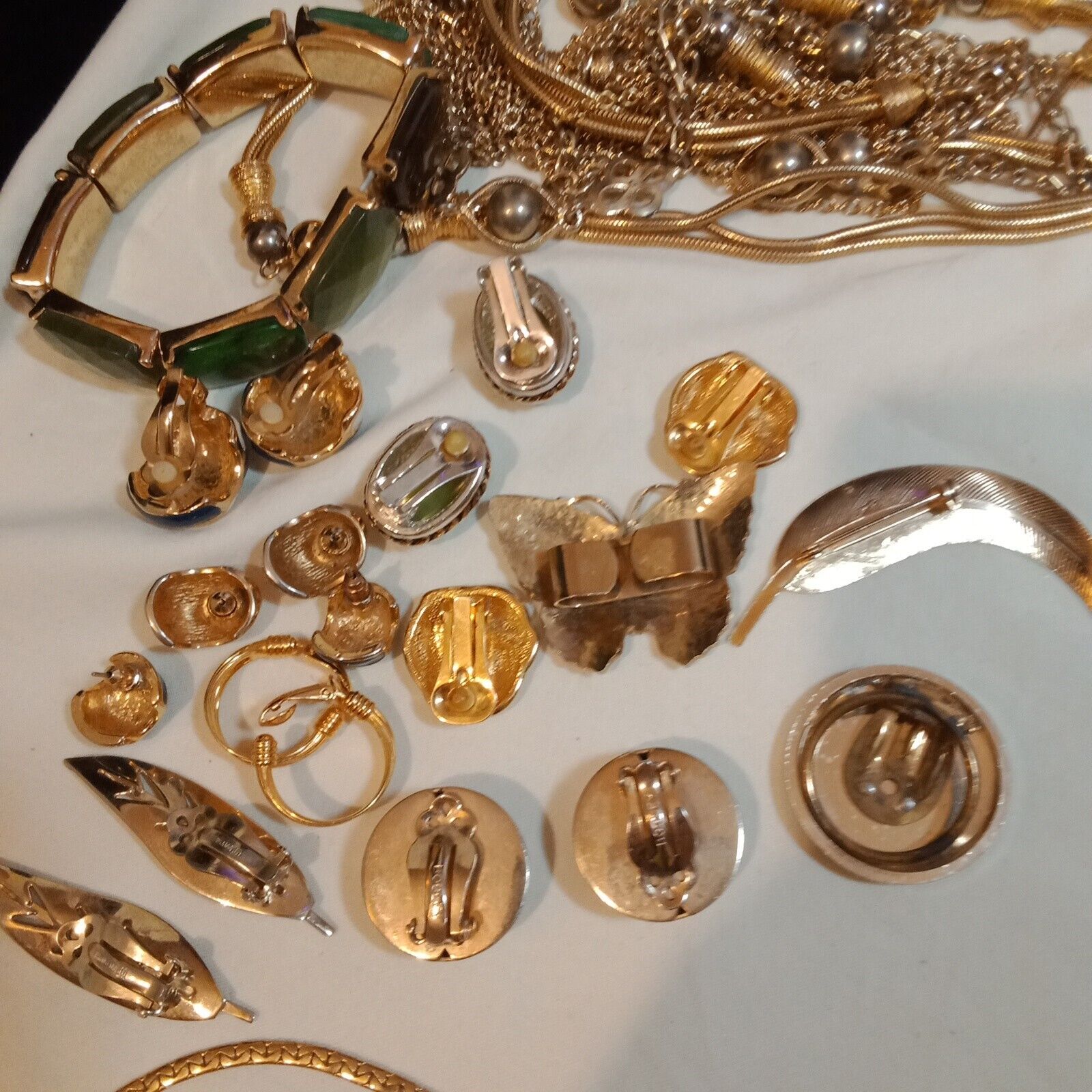 Vintage Jewelry Lot Gold Tone Monet Sarah Cov Bob… - image 4