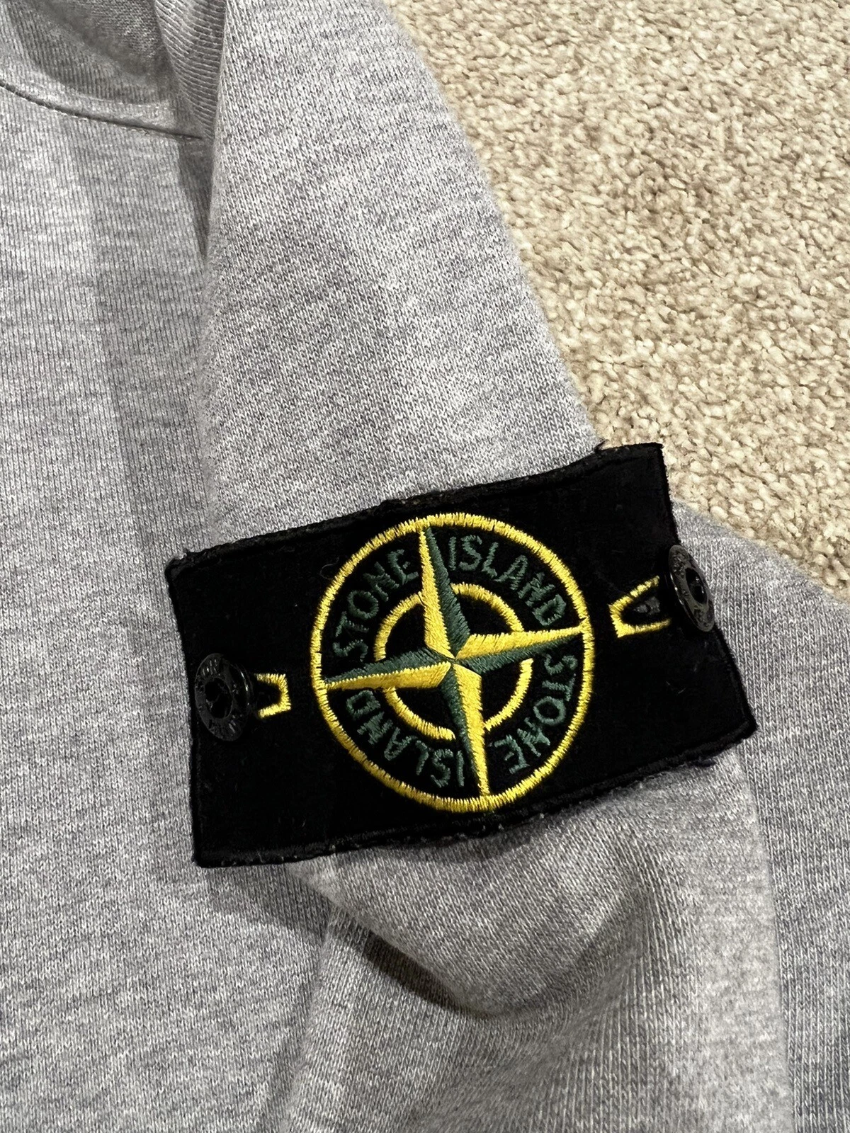 Felpa con cappuccio Stone Island taglia autentica grande molto rara modello con cerniera grigio