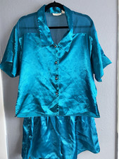 Victoria's Secret Women  s Blue Satin Button-Front Collared Pajama Set S