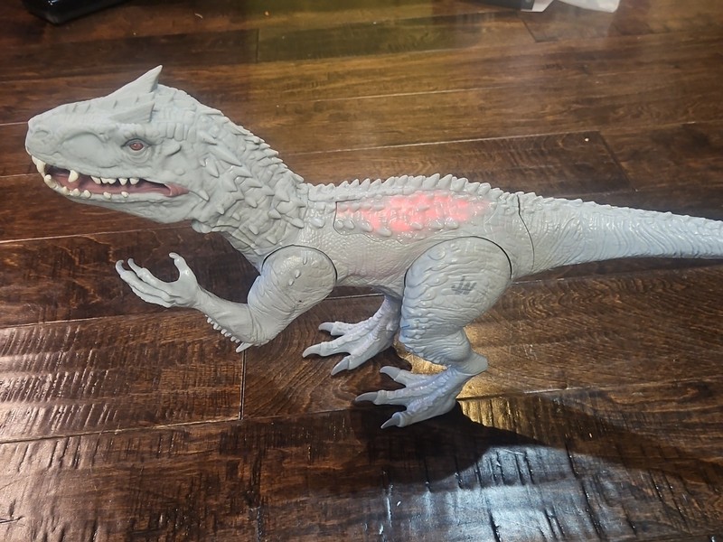 Hasbro Jurassic World Indominus Rex Dinosaur  Roars Light Up  Nice 🔥🔥🔥🔥