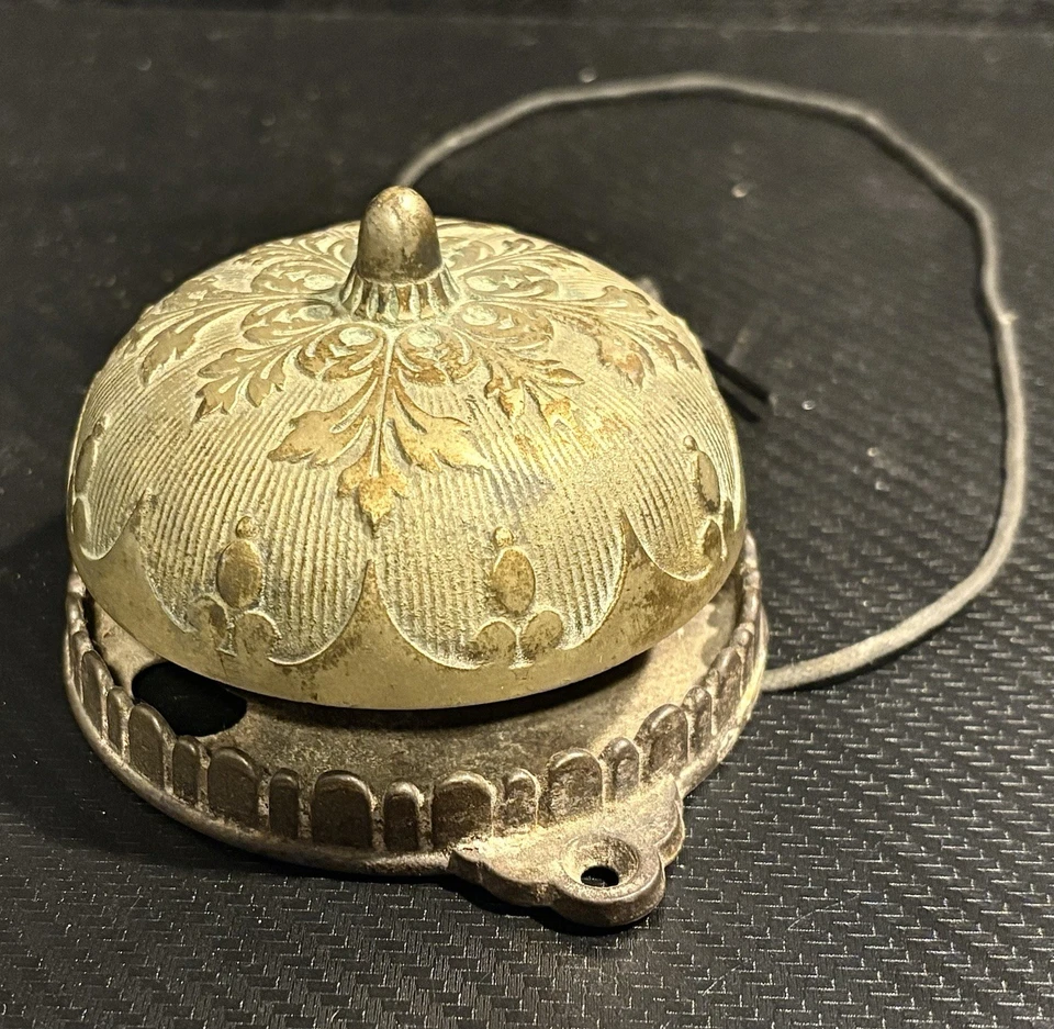 Antique Vintage Victorian Door Bell Pull Chain Brass, Cast Iron Works - Image 4 of 4