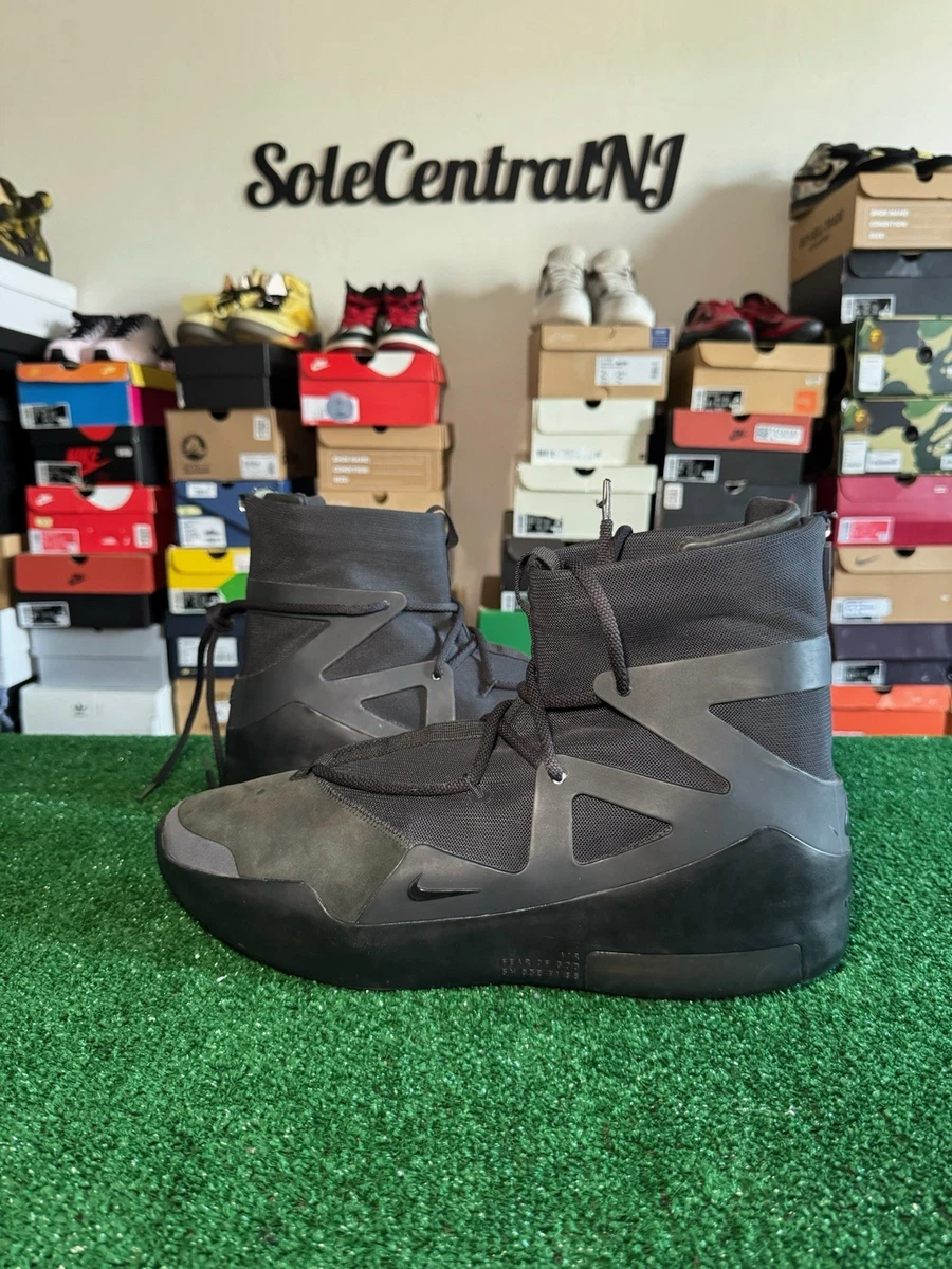 Preços baixos em Nike Air Fear Of God 1 Black | eBay