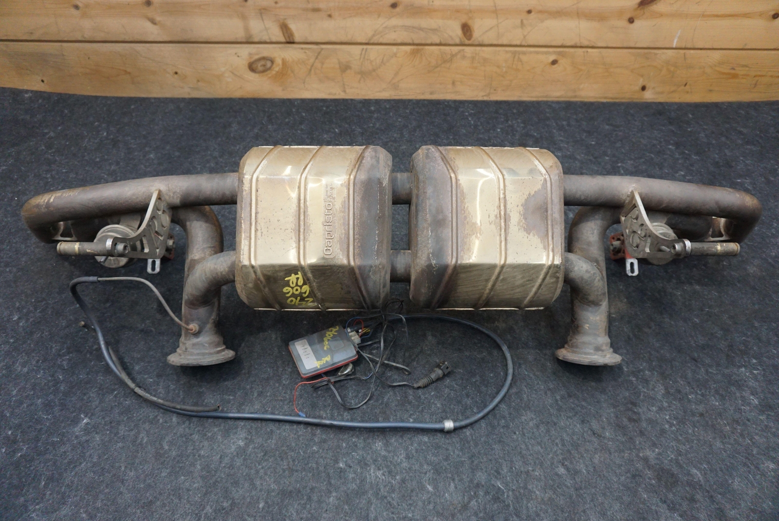 Aftermarket Capristo Performance Valved Exhaust 4.2L V8 Audi R8 Type 42 2012