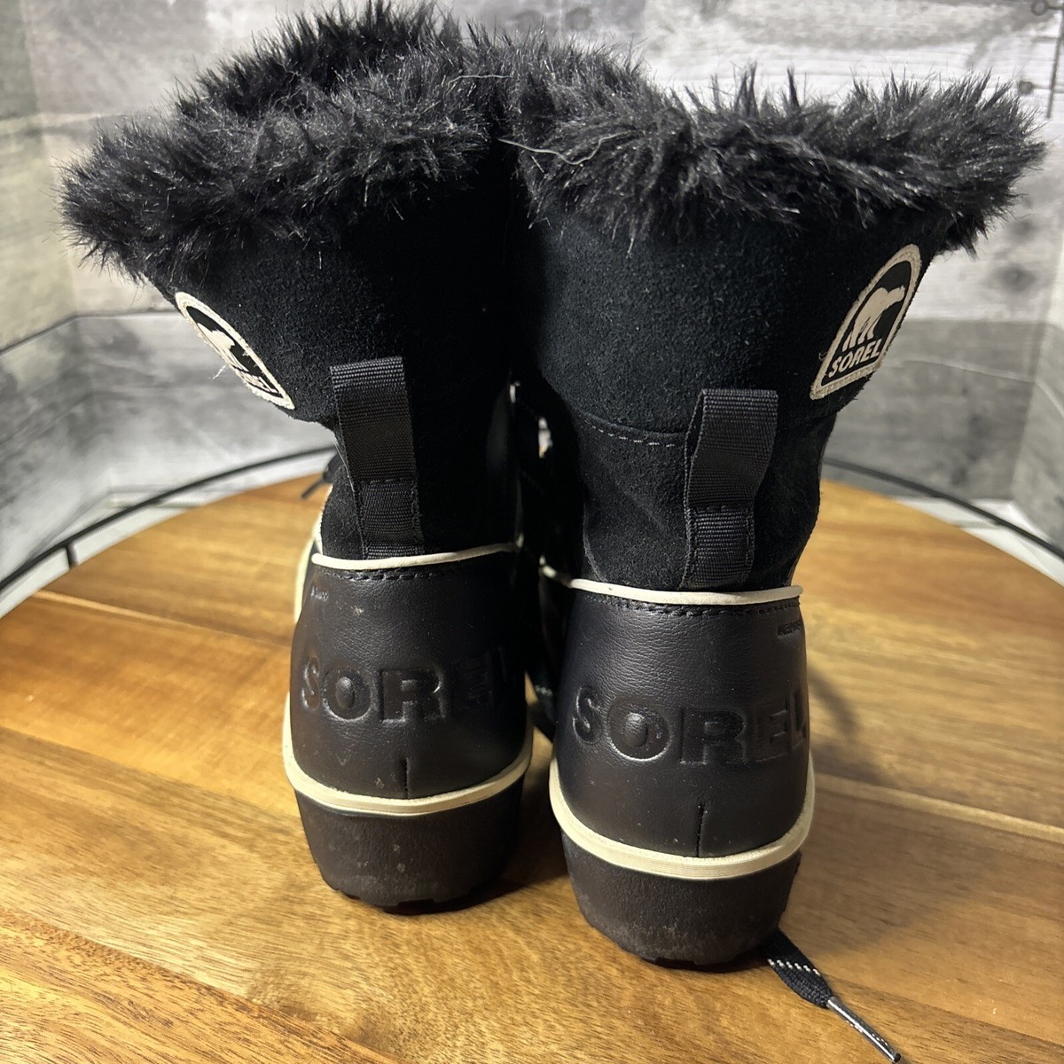Sorel Black Boots with Cream Trim Sorel Winter Boots Come Celebrity-Approved | Who What Wear main image 4