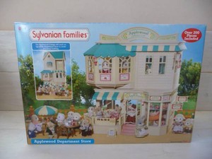 sylvanian families applewood department store