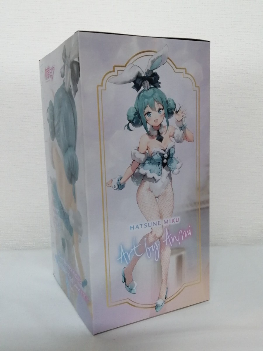 Hatsune Miku Bicute Bunnies Figure White Bunny Ver. 27cm