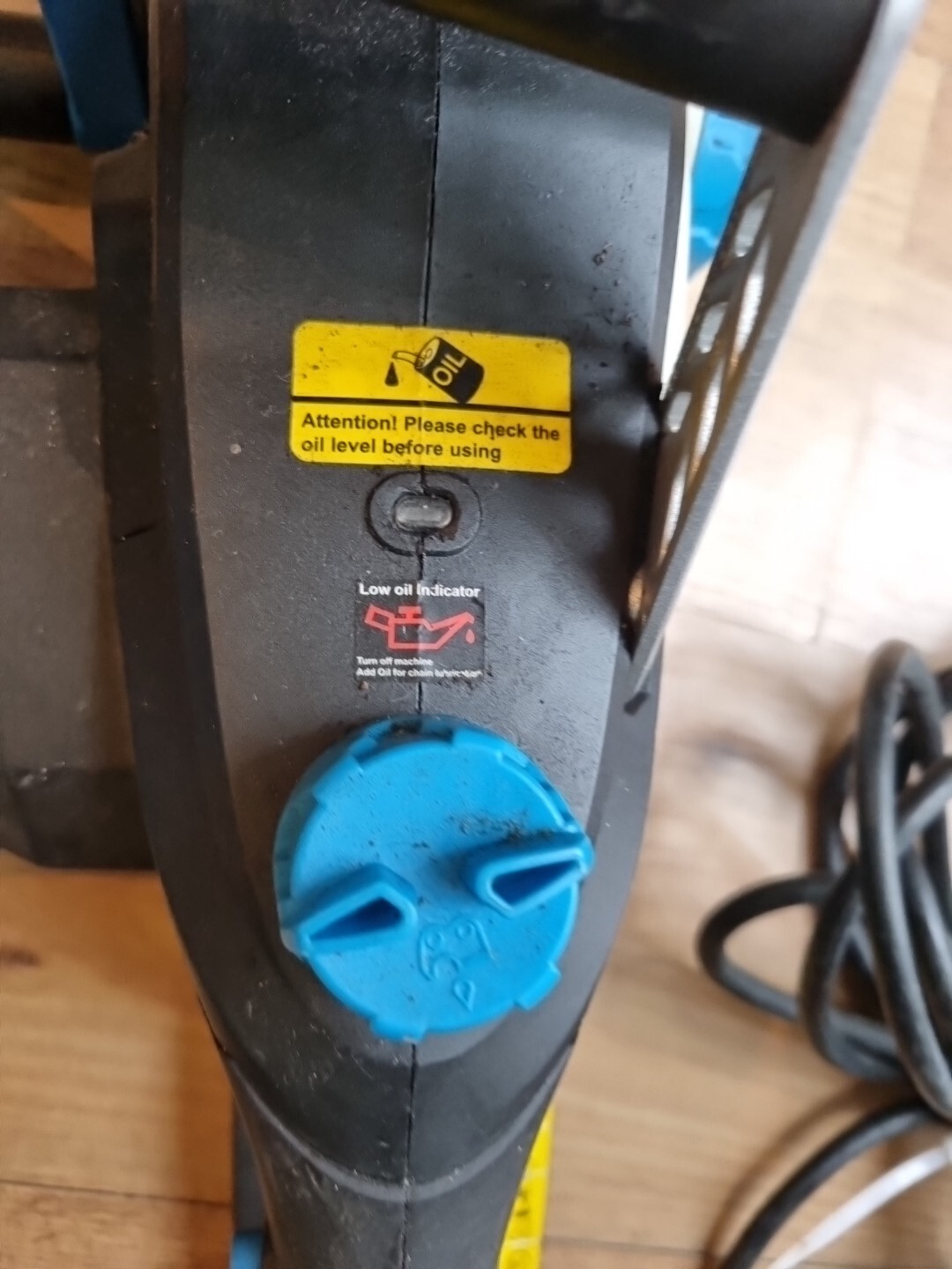 Mac Allister Chainsaw Electric MCSWP2000S2 Antikickback 400mm 2000W