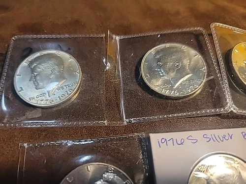 Lot Of 7 Proof 40% Silver Bicentennial Kennedy Half Dollars. Very Nice Coins!