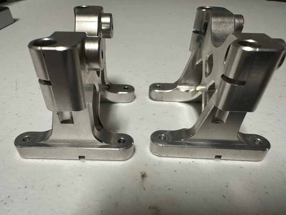 RARE!!! M3 CNC Losi Muggy Towers!  Limited Production! - Image 3 of 4