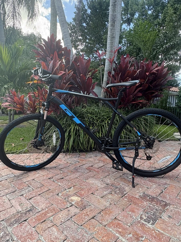 GT Aggressor Pro - ¡Listo para montar! Suave, rápido y construido para la aventura Foto 2 de 4