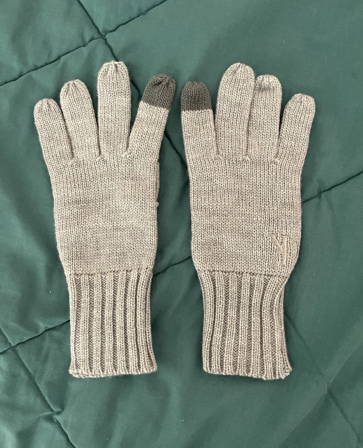 Mens Calvin Klein Gloves Light Gray Touchscreen Knit Onesize