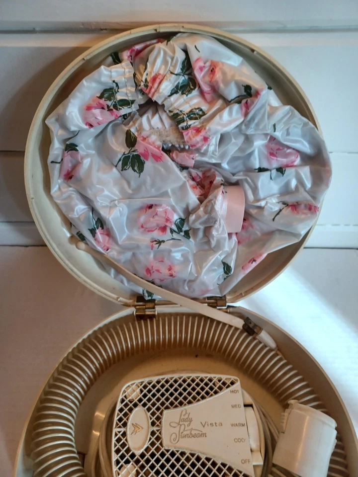 Vintage Lady Sunbeam Portable Hair Dryer w/ case - WORKING - Image 3 of 4