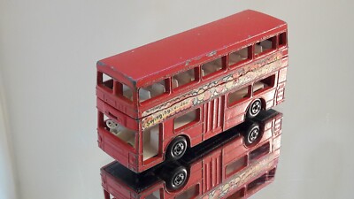 London Bus - Matchbox - Red - # 17 - 1972