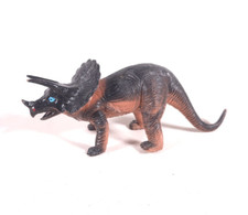 1987 TRICERATOPS MADE IN CHINA 3.5" TALL