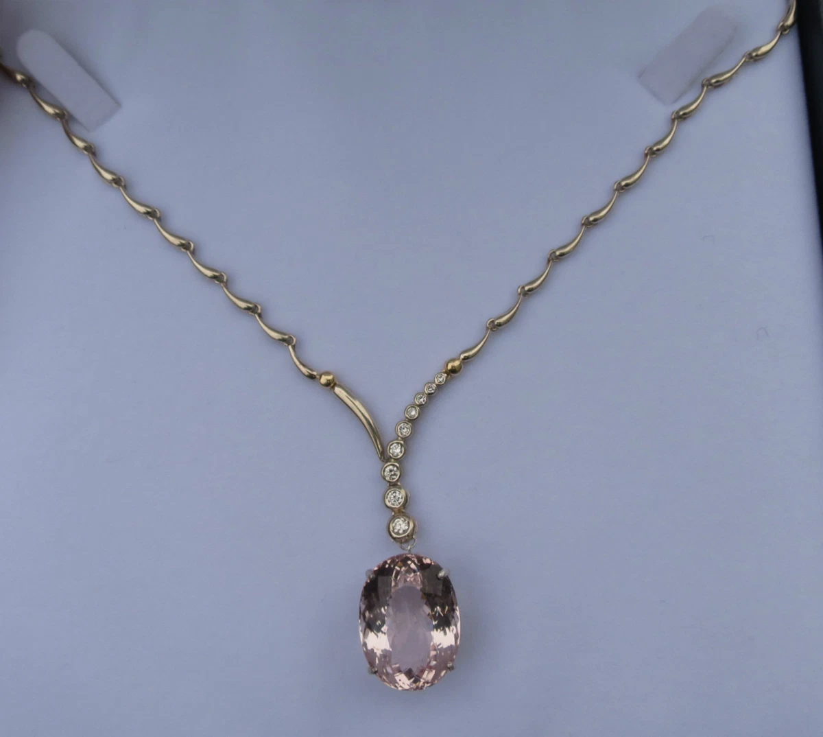 Morganite necklace white sale gold