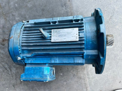 Sew Eurodrive DRN100L4 Motor 5HP 3.7kW 42.8324371901.0001.23 RPM 1800 460VAC